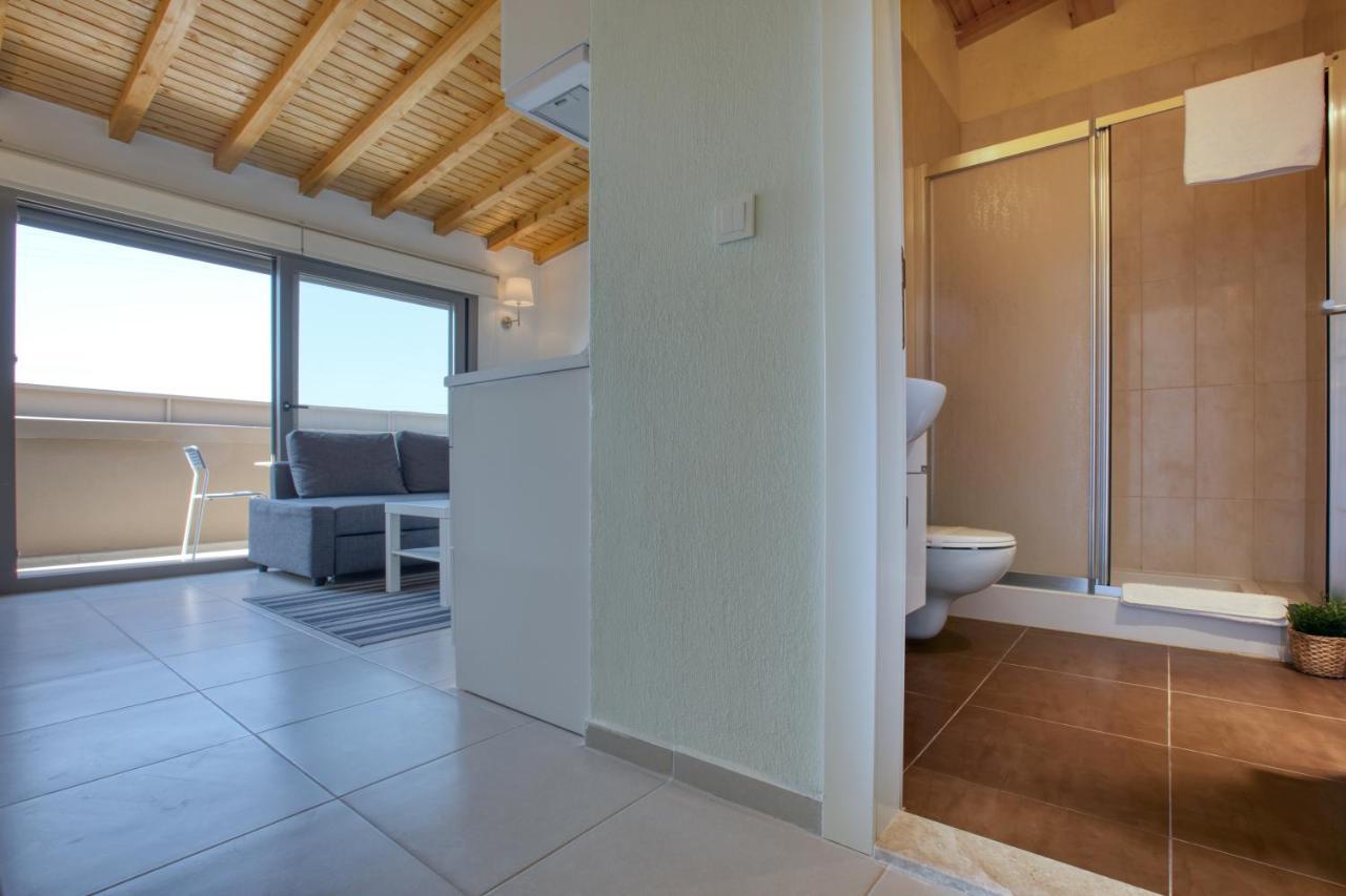 Aegean Apartments - Marina & Chios Island View Çeşme Extérieur photo